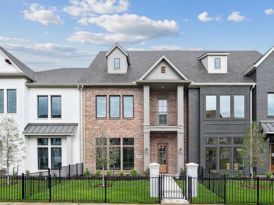 4345 Corn Husk Dr