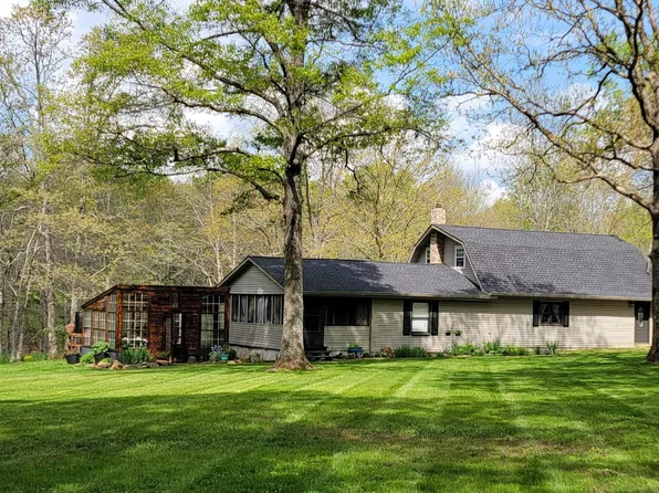 542 Laurel Rd, Crossville, TN 38555