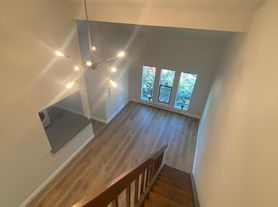 1139 17th Ave