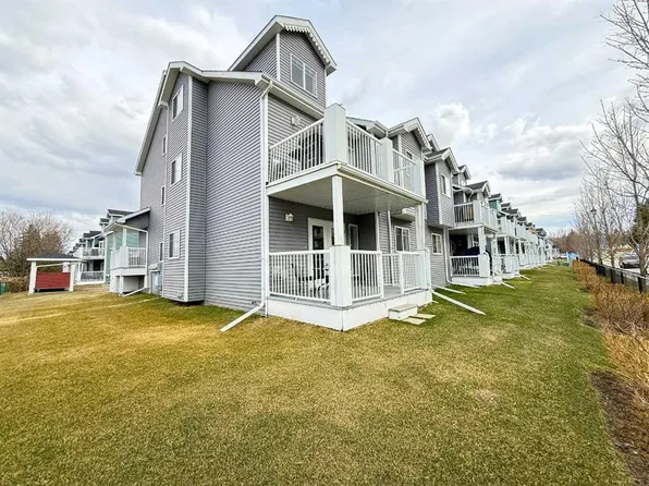 5220 E 50a Ave #306, Sylvan Lake, AB T4S 1E5