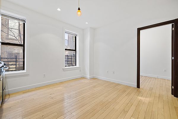 1st image of 257 Quincy St APT 1B