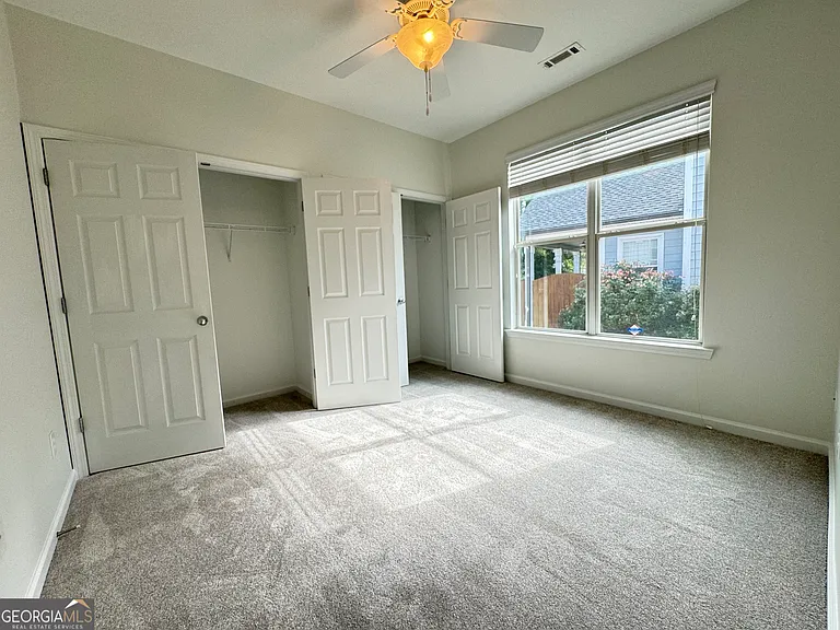 212 Turnbridge Cir — Photo 32