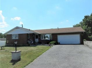 3423 Melrose Ln, Whitehall, PA 18052