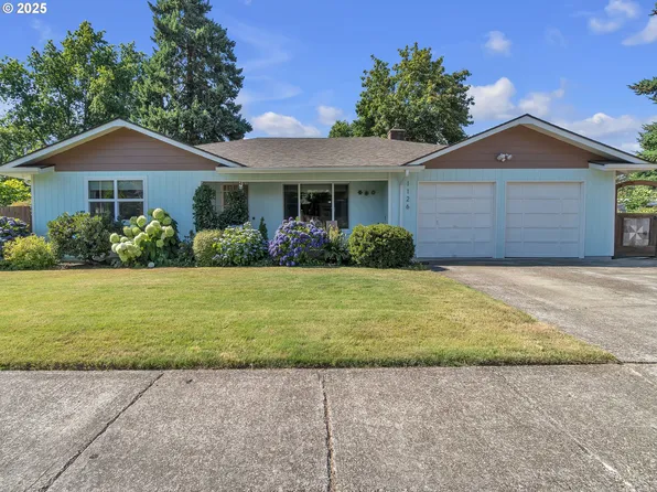 1126 NE 30th St, McMinnville, OR 97128
