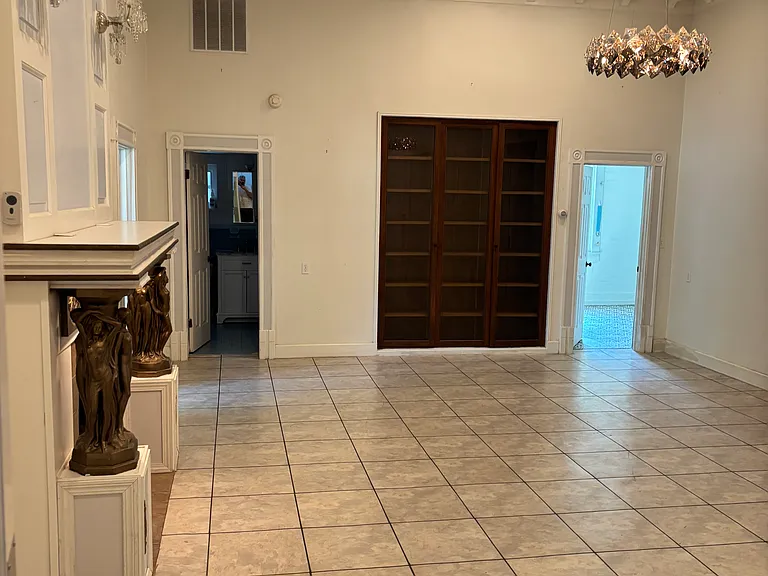 437 W Magnolia Ave #1 — Photo 6