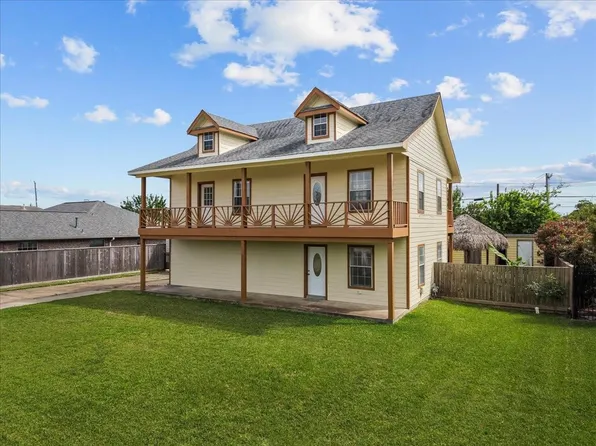 2311 Bayline, San Leon, TX 77539