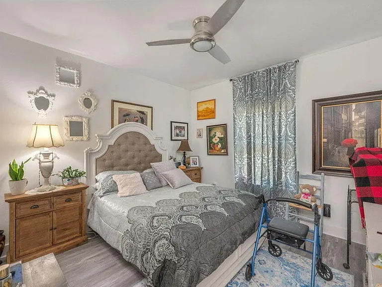 150 E Hibiscus Ave — Photo 18