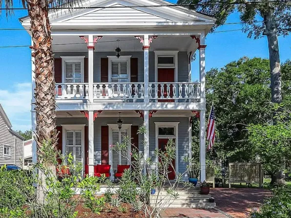 111 S 5th St, Fernandina Beach, FL 32034