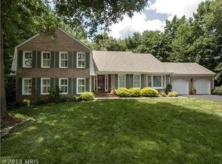 7506 Rambling Ridge Dr, Fairfax Station, VA 22039