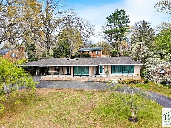 3rd image of 1503 Lakeview Trl