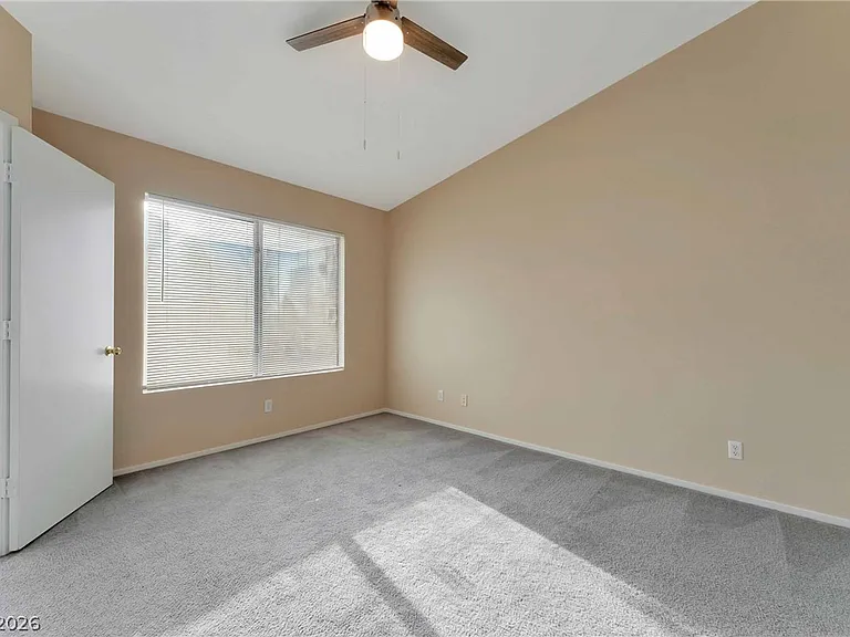 5321 Padero Dr — Photo 10