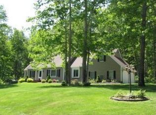 4 Noyes Ln, Atkinson, NH 03811