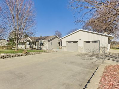304 12th Ave SE, Melrose, MN, 56352