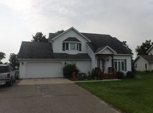 1306 Bayridge Dr, Detroit Lakes, MN 56501