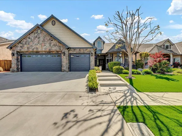 1218 N Leila Street, Visalia, CA 93291