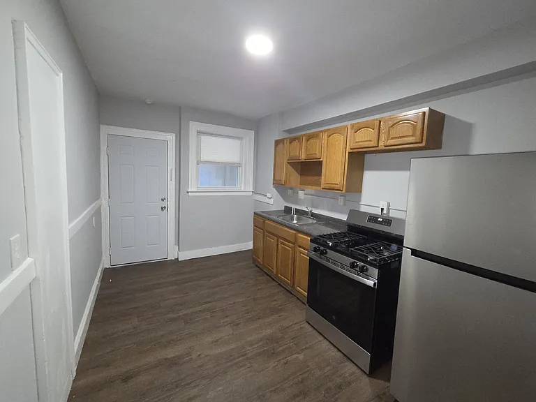 356 S Main St — Photo 1
