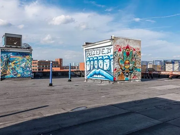 949 Willoughby Avenue image 13 of 13