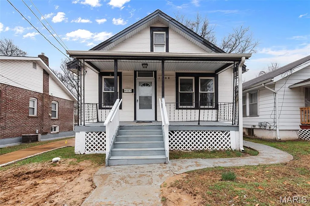 1208 Verl Pl photo 1