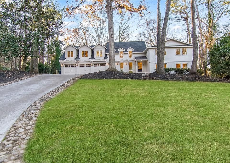 1st image of 3418 Breton Ct NE