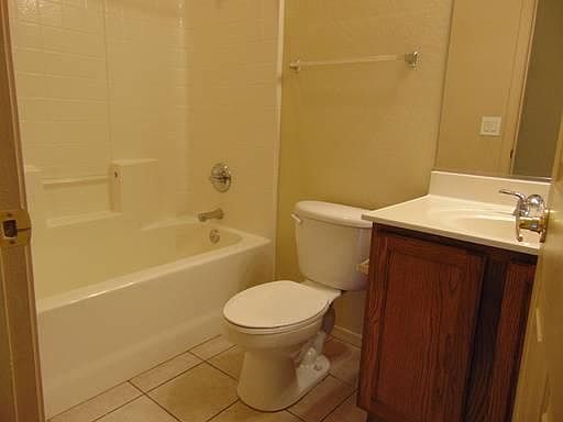 5th image of 1627 Colina Dr