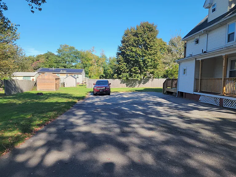 293 Grove Ave #2 — Photo 11