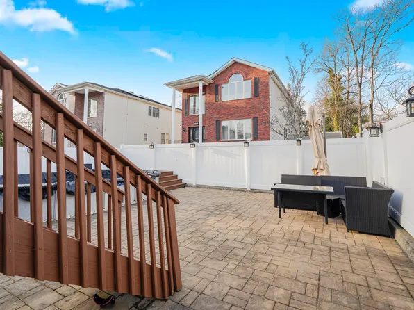 151a Waterbury Avenue image 31 of 33