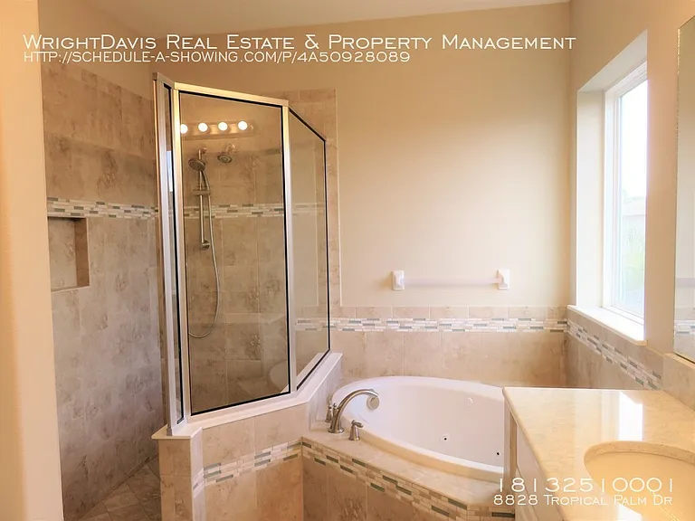 8828 Tropical Palm Dr — Photo 16
