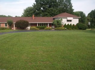 1717 Stillwagon Rd, Niles, OH 44446