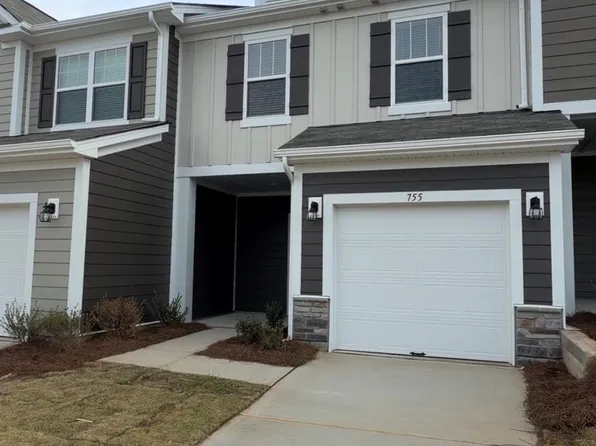 755 Kitfox Dr NW #143, Concord, NC 28027