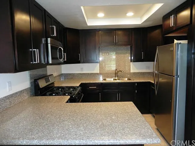 3 bed, 1300 sqft, $1,500 — Photo 4