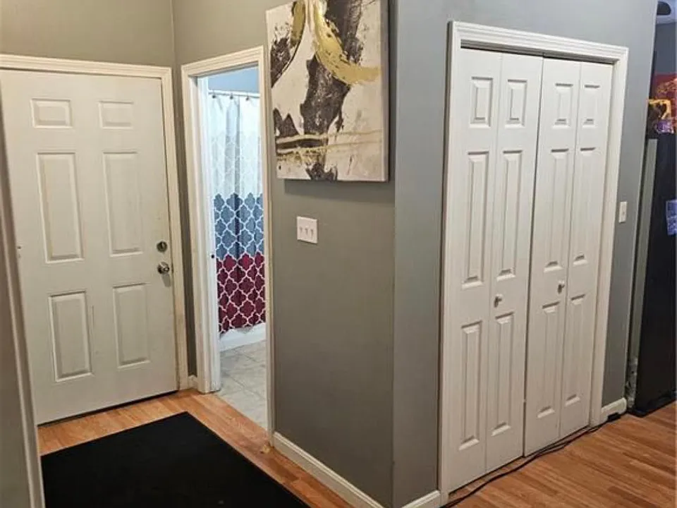 Hall outside of bedrooms