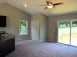 2096 Jenkins Printing Dr, Newton, NC 28658