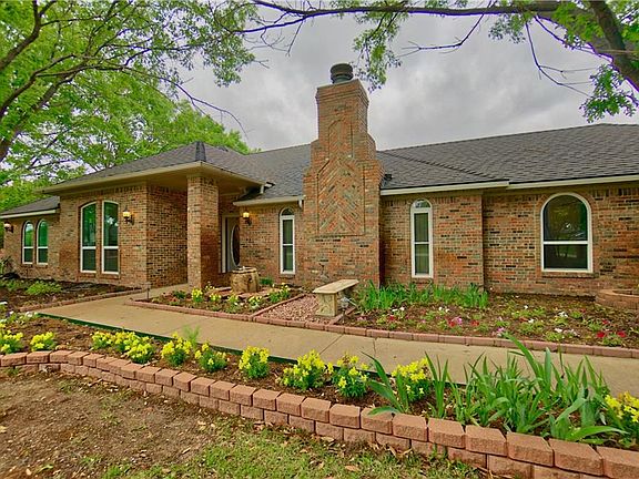 5th image of 1010 Valley Wood Ct