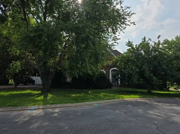 1036 Shoreham St, Murfreesboro, TN 37130