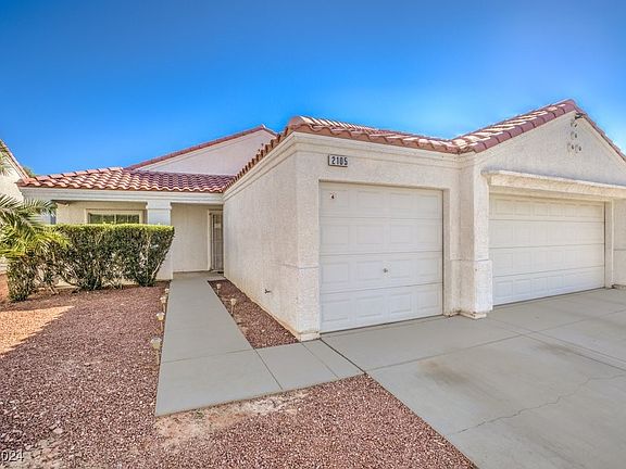 4th image of 2105 Mountain Sunset Ave