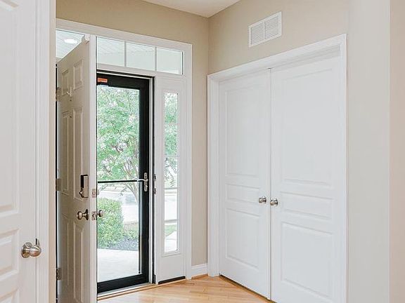 3rd image of 730 Kicker Way
