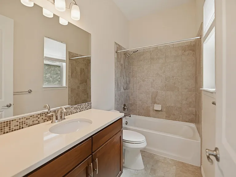 16006 Swan Mountain Dr — Photo 7
