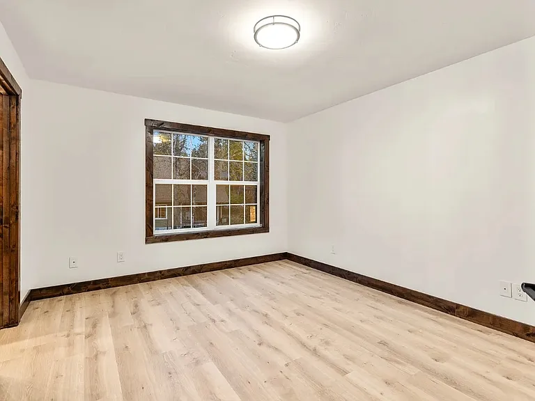 Wedgewood Ln — Photo 39
