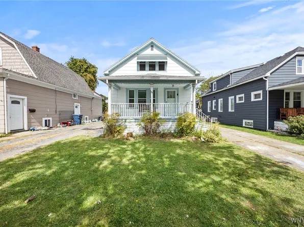 36 Magnolia St, Lackawanna, NY 14218