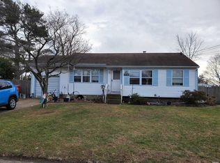 60 Stockton St, Brentwood, NY 11717