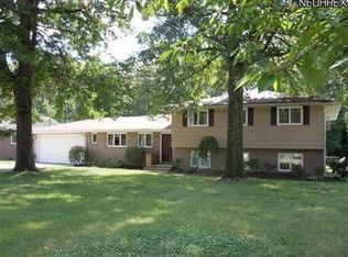 187 Canterbury Rd, Elyria, OH 44035