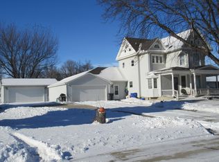 1431 Edith St, Hull, IA 51239