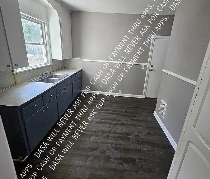 339 Weaver St #LOWER — Photo 7