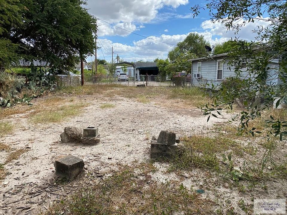 2nd image of 110 Panchita St