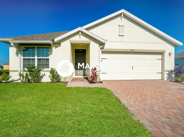 1822 NE 4th Pl, Cape Coral, FL 33909