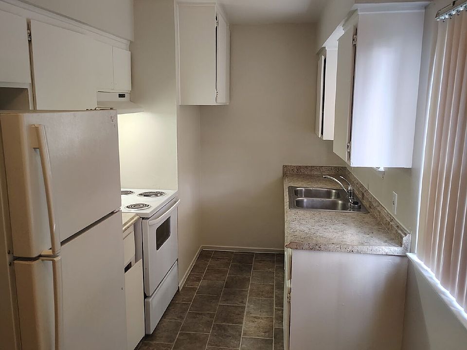 1st image of 2125 North Ave #4