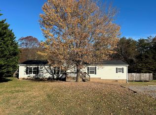 104 Ironwood Ct, Vinton, VA 24179