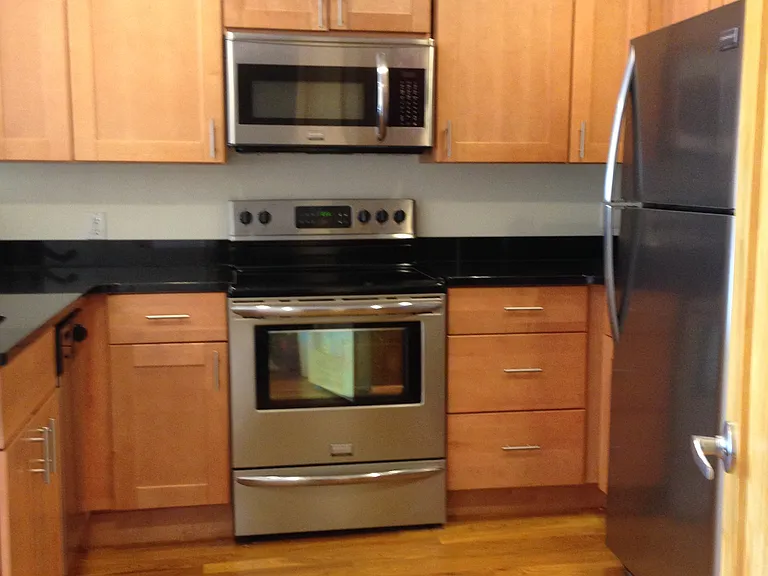 27 Western Avenue — Photo 18