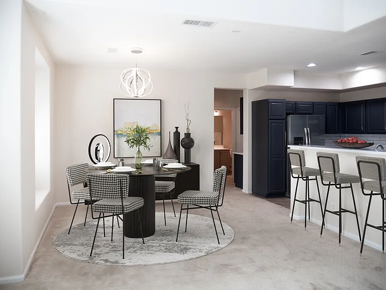 10527 Ashfield St #7D — Photo 3