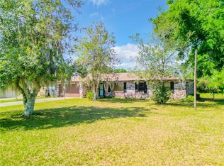 9821 SE Sunset Harbor Rd, Summerfield, FL 34491